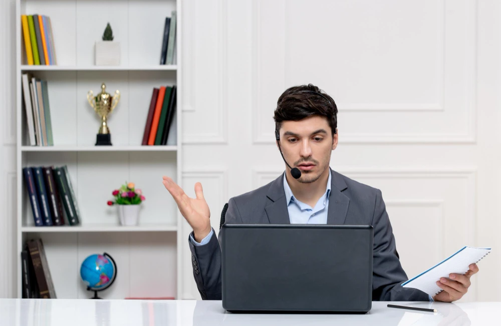 How to Become an Online Tutor (Career Advice From an Online Tuition Agency)