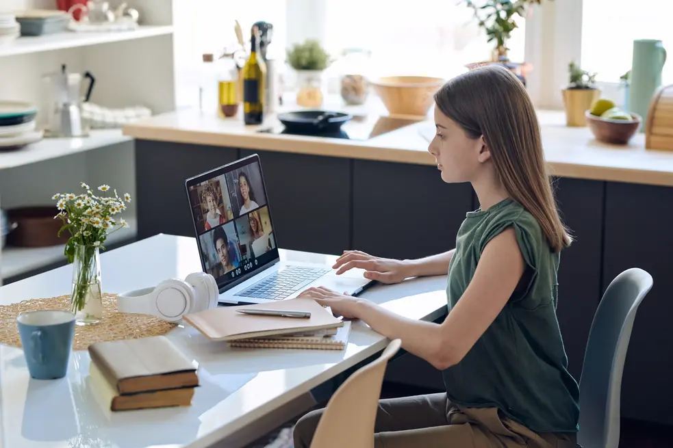 Why Is September a Good Time to Start Online Tuition?