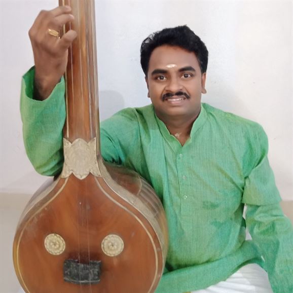 Tutor Image